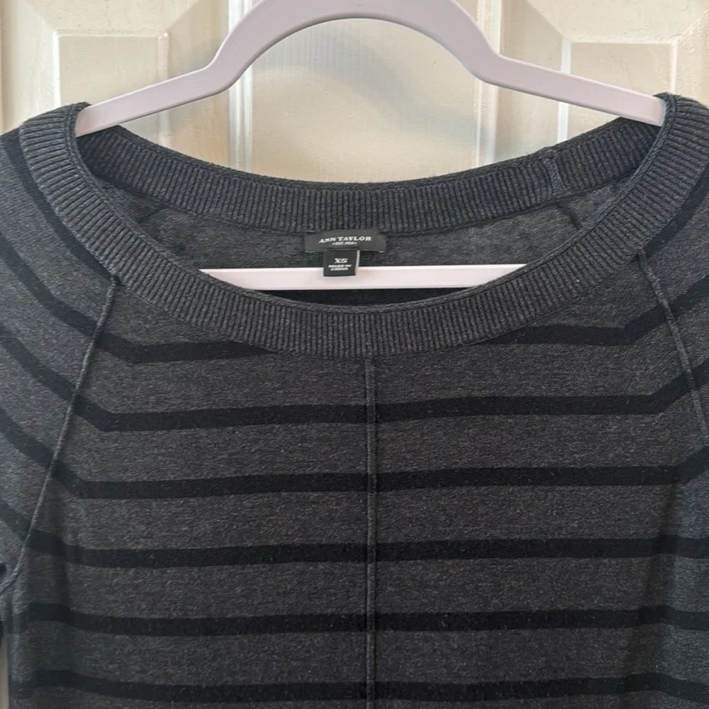 Ann Taylor black & gray Striped Boat Neck Knit Sweater Size XS - Picture 3 of 7